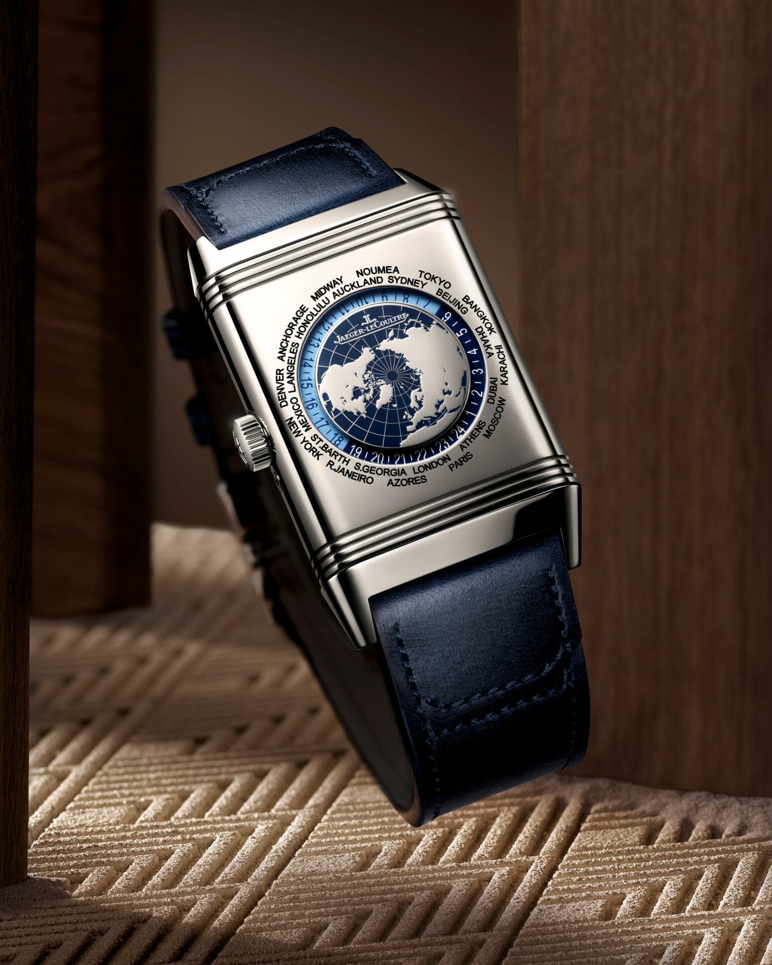 reverso Geographic 4