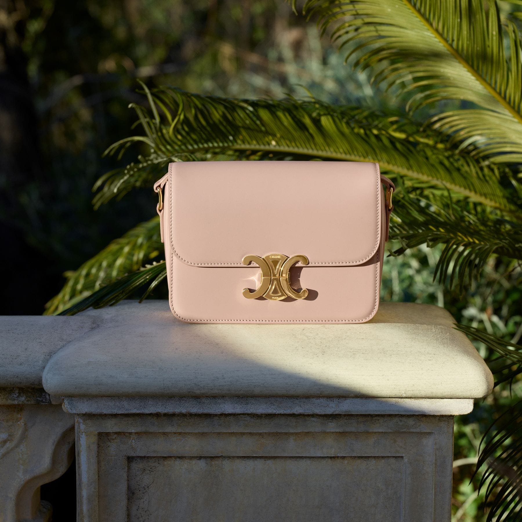 12_2025_WOMEN_SUMMER_25_ETE CELINE_2400PX_29