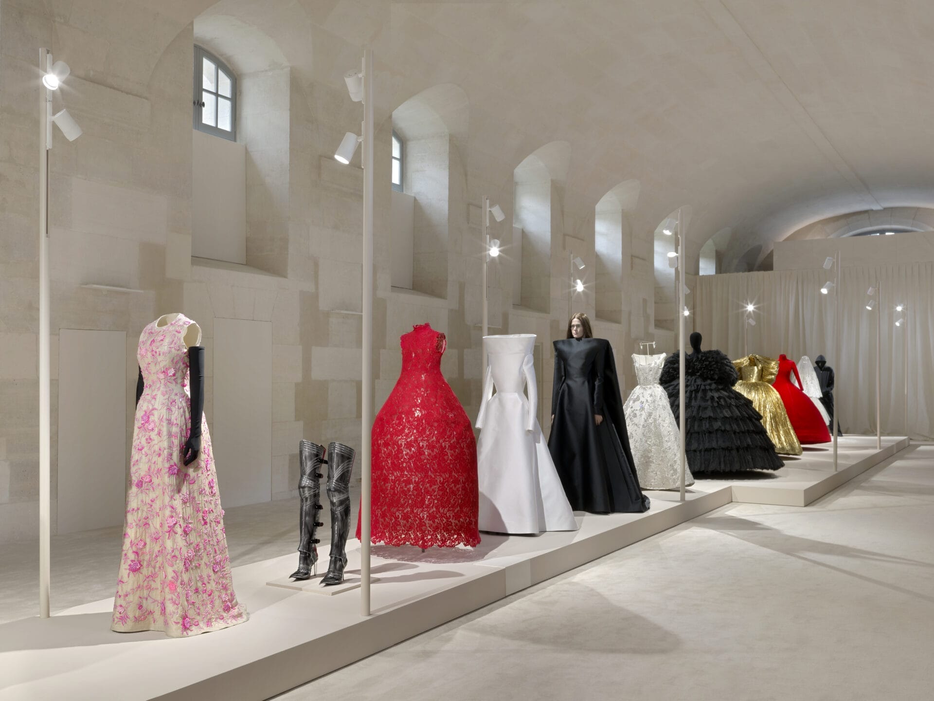 BALENCIAGA BY DEMNA EXHIBITION IMAGE 1_ANNIK WETTER (1)
