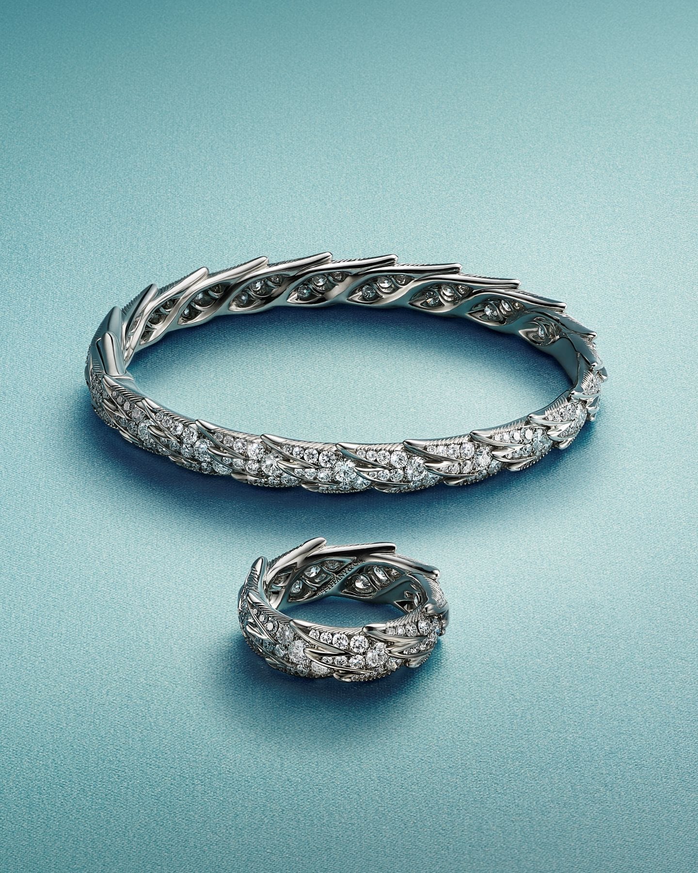 25-06 3239-06G TMS_TFN BRACELET AND RING_EXT_4x5