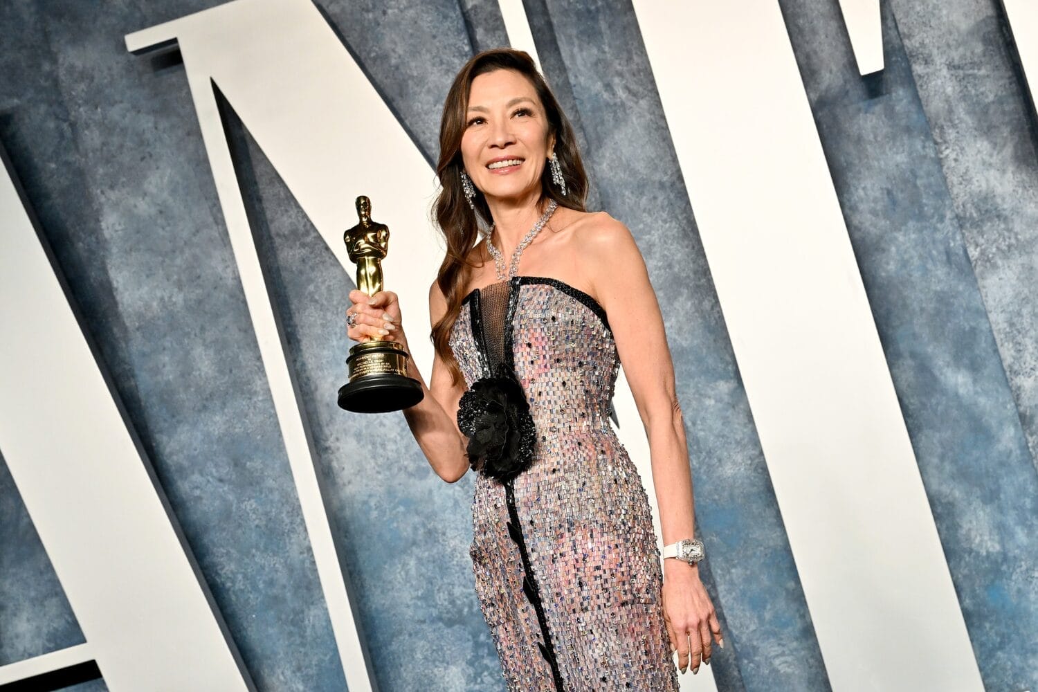 Giorgio Armani 与群星共写的红毯记忆