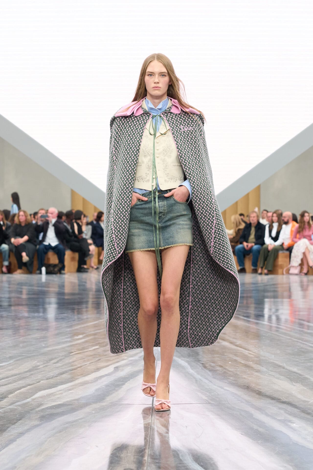 DIOR_MODE_FEMME_SPRING_SUMMER_2026_LOOK_27