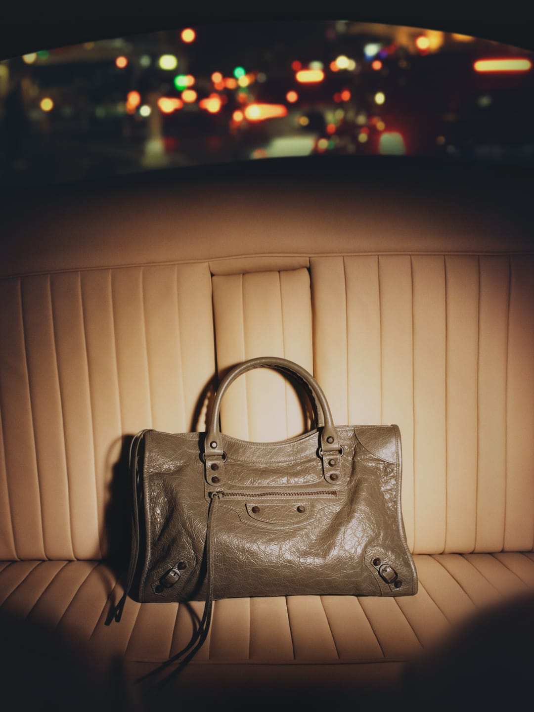 BALENCIAGA BY PIERPAOLO PICCIOLI DEBUT CAMPAIGN STILL LIFE NO LOGO IMAGE 1