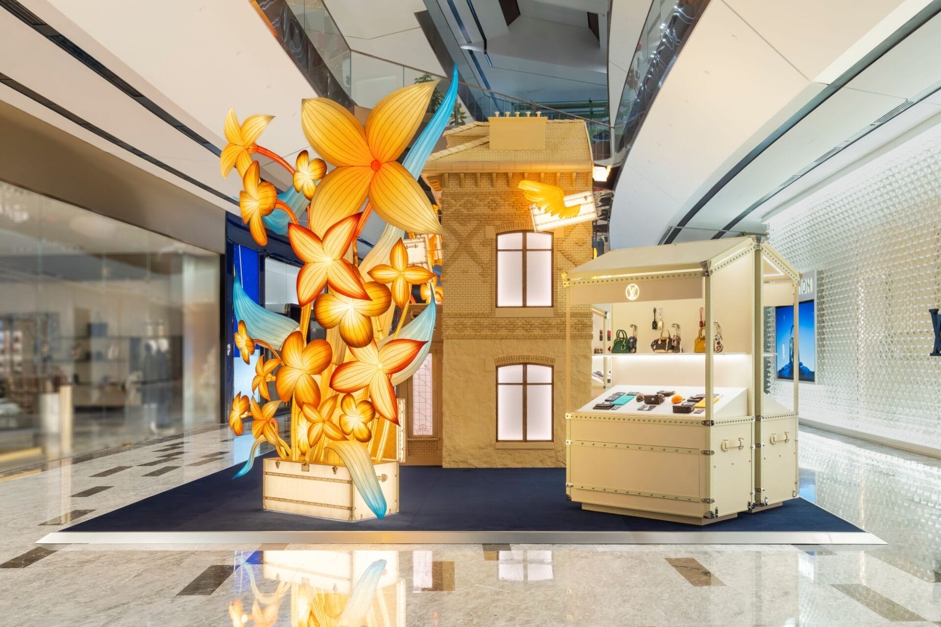 LV Le Voyage des Lumières 4